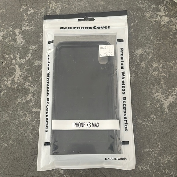 iPhone XS MAX case - Picture 1 of 3